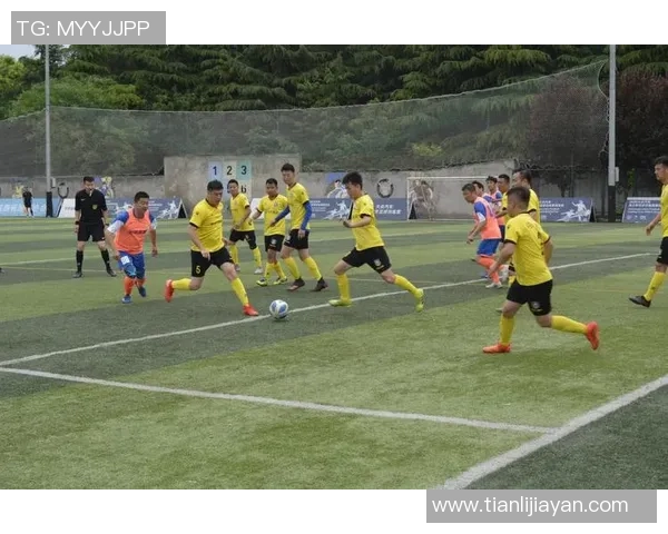 西安足球队在洲际杯中的强劲表现与未来发展潜力分析 西安足球队在洲际杯中的强劲表现与未来发展潜力分析