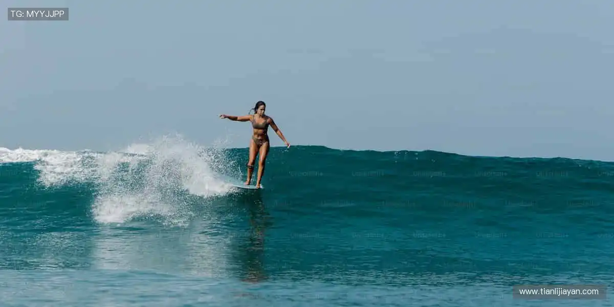 直播镜头锁定胜负悬念，你的呐喊永不迟到！📺